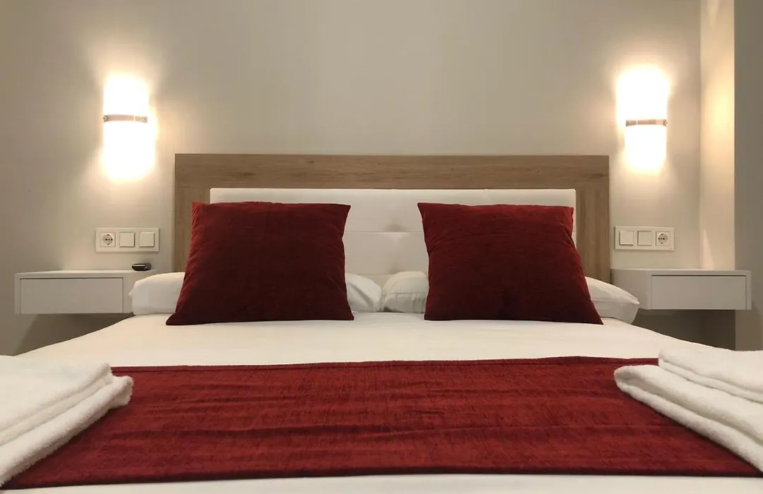Apartamentos Pinar Malaga Centro-1