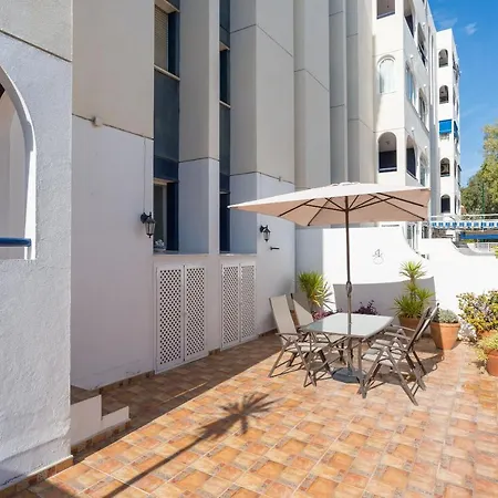 Virginia Beach & Private Terrace By Ele Apartments-3