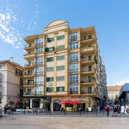 BHost - Suite La Merced-2