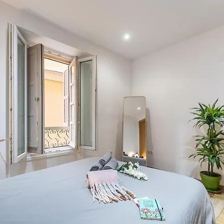 Boutique Mitjana Apartment-2