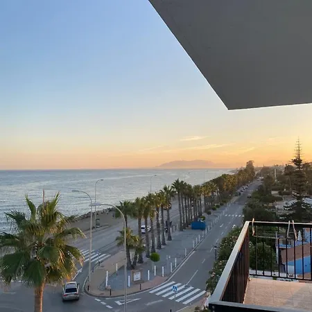 SEA VIEW APARTMENT / a primera línea de playa-3