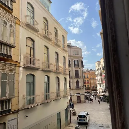 Cool Home Malaga City Center-2