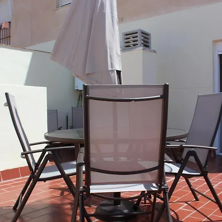 Beautiful Brand New 2 Bedroom Flat With Terrace-2