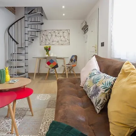 Apartamento Vintage En El Centro De Málaga-3