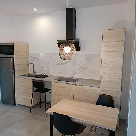 Apartamentos Los Guindos-2
