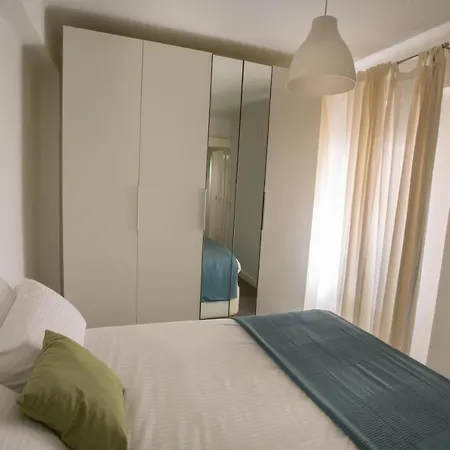Holidays2Malaga Alta City Center Renovated 2 Bedrooms Apartment Wifi-3