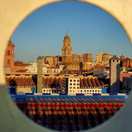 Marinac3 Precioso apartamento con patio en el centro histórico de Málaga-3