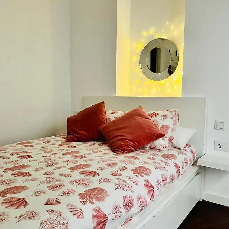 Marinac3 Precioso apartamento con patio en el centro histórico de Málaga-2