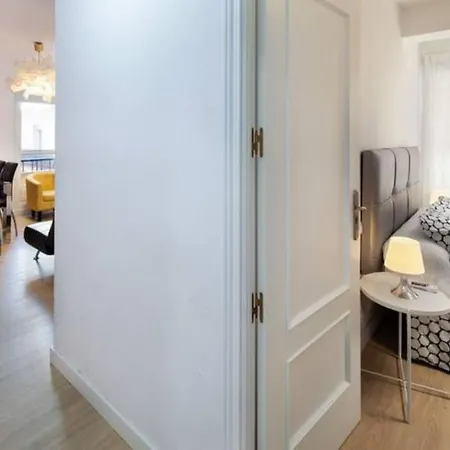 Garcia Briz Apartments-3