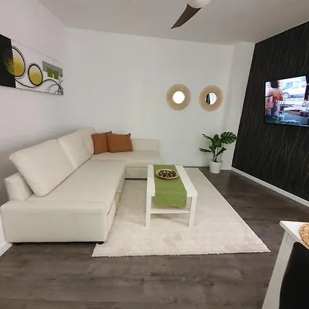 Tribuna Deluxe-3
