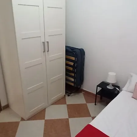 Acogedor Apartamento ¡A 10 Minutos Del Centro De Malaga!-3