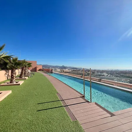 Sky Garden & Seasonal Pool Views By Ele Apartments-2