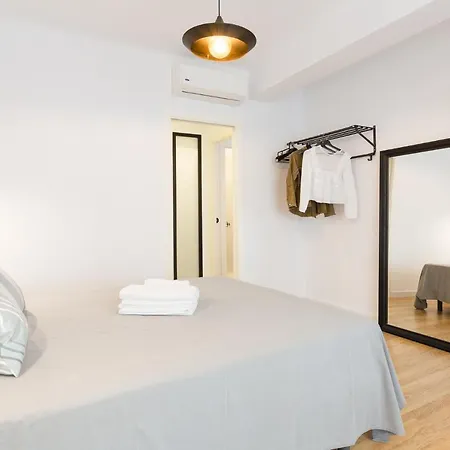 Malagaflat Design Apartment 3 Bedrooms City Centre-2