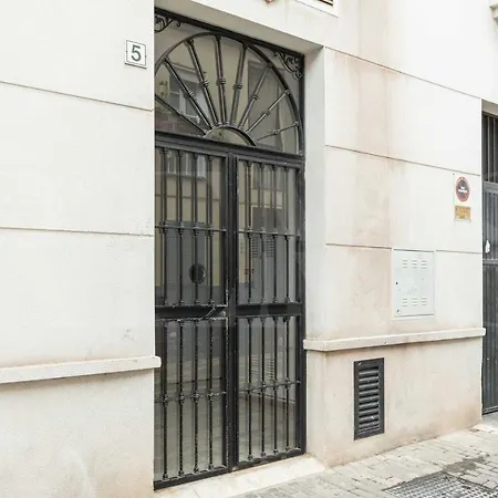 Lovely Duplex Near City Center-3