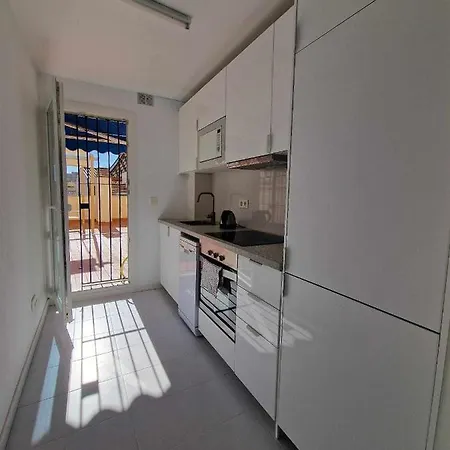 Atico Moderno Con Terraza Privada En Malaga Centro-2