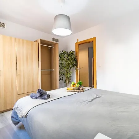 Premium Penthouse With Roof Terrace And Parking In Carlos Haya-2