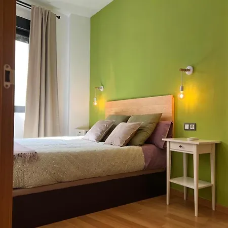 Amazing Apartment In The Heart Of Malaga Pool & Free Parking-2