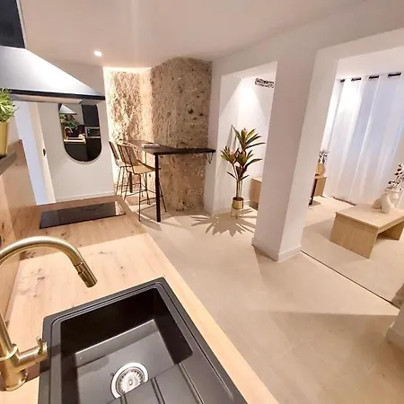 Helearon Suite-3