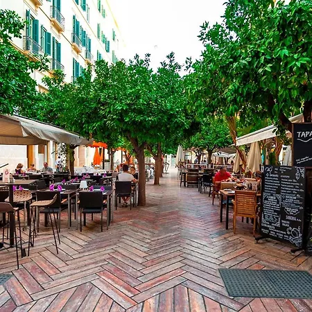 Genteel Home Plaza de las Flores-2