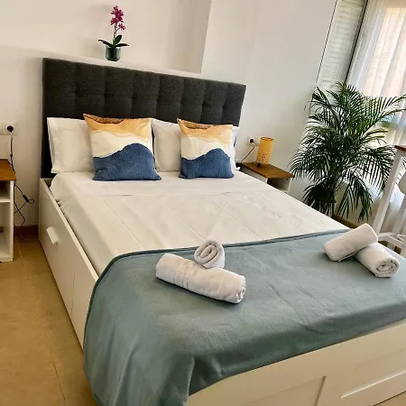Small Apartament By The Sea-3