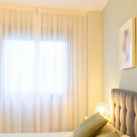 Luxury Apartment Dos Aceras-3