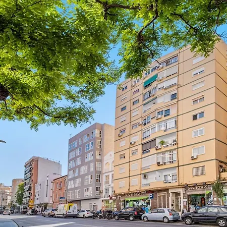 3 Bedroom Apartment Near City Centre-2