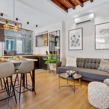 Modern & Quite Appartment At Larios-2