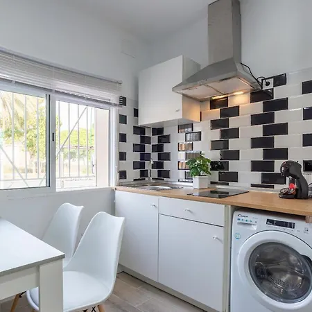 Fantastic & Functional Apartment In Malaga I-2