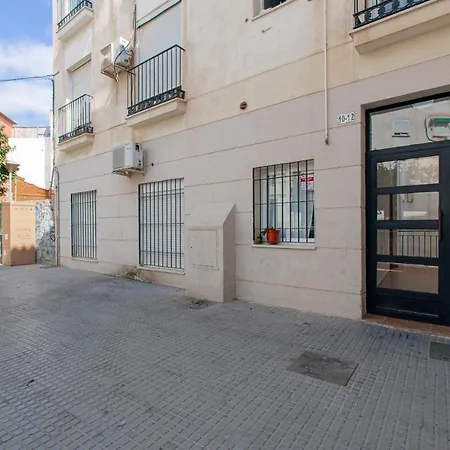 C33 Cosy 1 Bedroom Near City Center-2