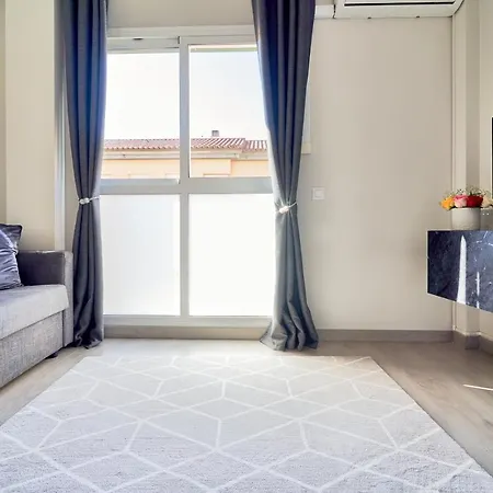 Charming And Bright Flat In The Heart Of Malaga-2