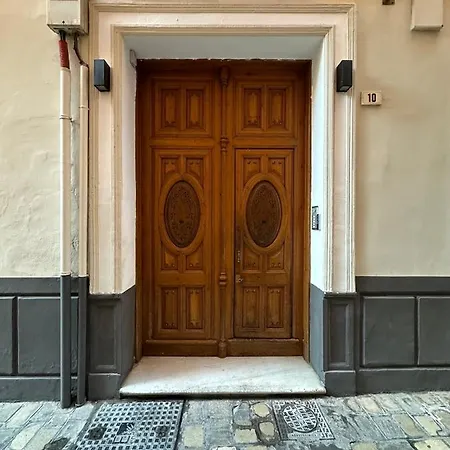 Xpce Cathedral - Luxury Flat-3