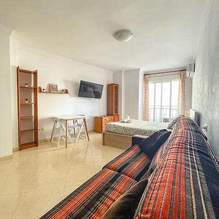 Estudio in City Center Málaga!-2