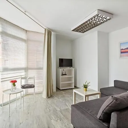 Apartamento luminoso cuarteles by greensol homes-3