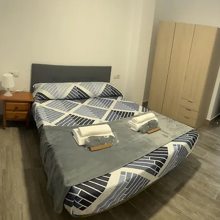 Apartamento Tejares 1-2