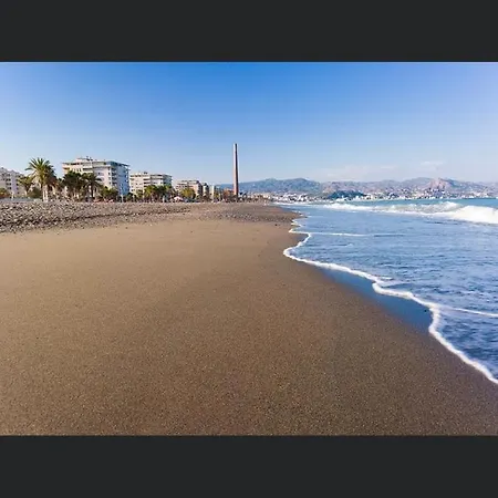 Vacaciones en malaga playa misericordia, cerca aeropuerto-3