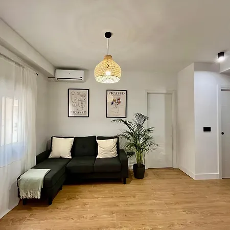 Piso Picasso, Modern Apartment In The Heart Of Malaga City-2