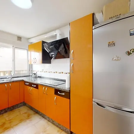 Amazing Center Apartment With 2 Rooms-3