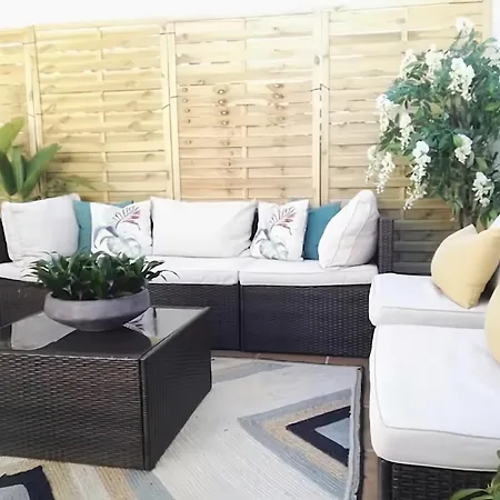 Sol y Malaga - Designer Duplex con Terraza y Parking-3
