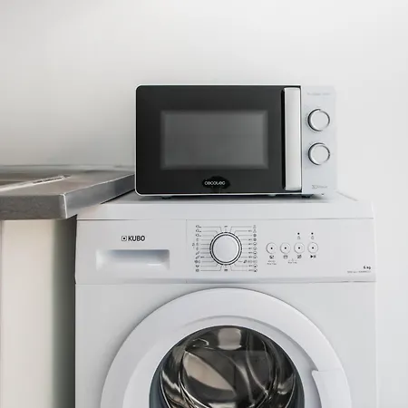 Comfortable Studio 1 Bath 1Bedroom-2