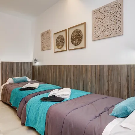 Apartment Tribuna Center By Seric,15' Walking To The Beach-2