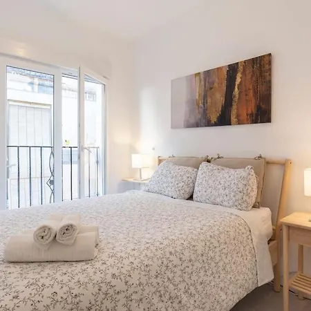3 Bedroom Flat In Historic Centre-2