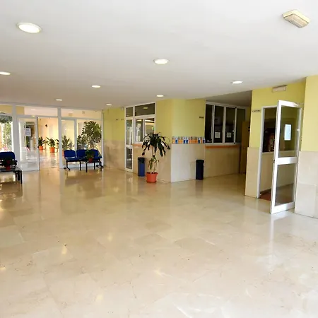Micampus Málaga Student Residence-2