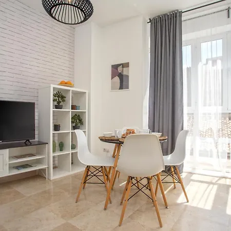 Precioso Apartamento En Pleno Centro By Rent Me-2
