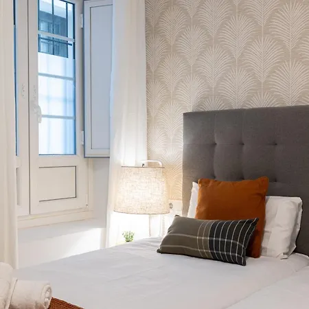 Cozy Apartment In The Heart Of Malaga-3