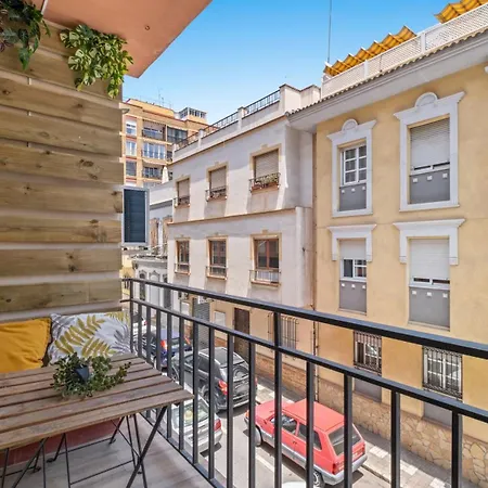 3 dormitorios, 2 baños y balcón-3