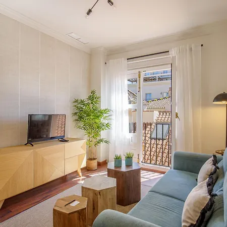 Alameda XI Boutique Apartment By Caleta Homes-2