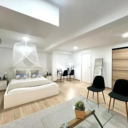 Duplex Cienfuegos I & Old Town By Ele Apartments-3