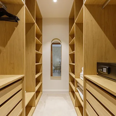 Plaza del Siglo Suites&Boutique Apartments by Caleta Homes-3