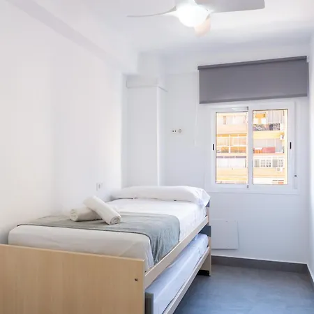 Apartamento amplio con dos baños-2