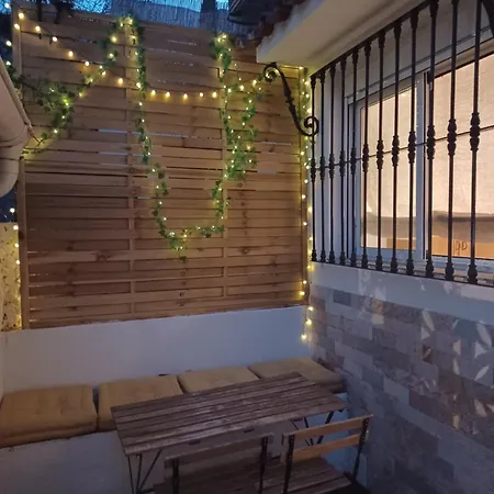 "Cozy Home", Terrace, Parking And Pool-2